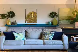 Mid-Century Modern Apartment at Horner Park, Victoria