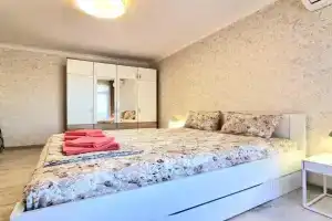 Sunrise Dreams Apartment with free Parking, Bourgas