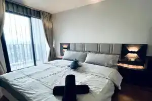 Lumi Homes at i-City - WiFi TV Box 1 Carpark Guest house, Shah Alam
