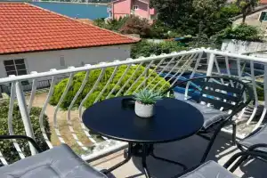 Sara Apartments, Igalo