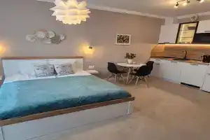 Verano Deluxe Studios, Bourgas