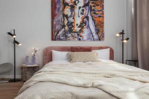 Beautiful Old Town Loft Apartments, Riga