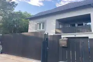 Hun Apartman, Balatonalmadi