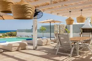 Villa Pollux, Gennadi