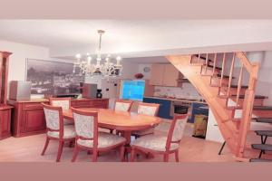Bayreuth Loft im Zentrum Altstadtflair mit Holz und Stil Apartments, Bayreuth