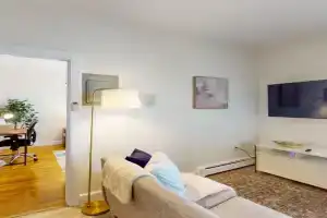 MitHarvard, Central Sq, 2 room studio w Porch, Boston