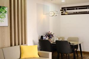 Dusk Corner Apartment in, Nha Trang