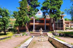 Semeen hotel MAKSIM, Teteven