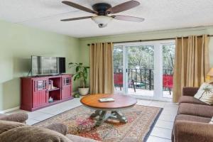Beach Club #202 Guest house, Saint Simons