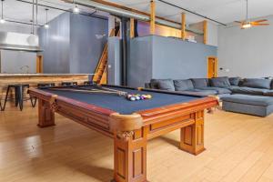 Best Location for Conventions Sports & Nightlife Apartments, Indianapolis