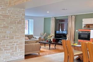Le Faubourg - Parking gratuit Apartments, Beaune