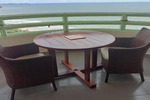 VIP condochain 24th floor Apartments, Ban Phe