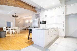Chic & Central Getaway Dob 20 Apartments, Budapest