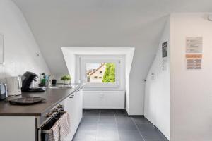 RU03 Wohnung in Rüsselsheim! Apartments, Russelsheim