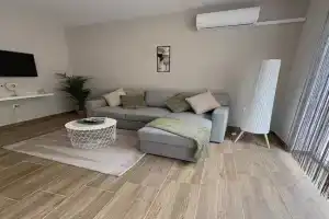 Várva Vár apartman, Eger