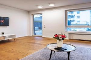 2 BR Loft - WHIRLPOOL - TERRASSE - ZENTRAL - WIFI - BUSINESS - KAFFEE - NETFLIX Apartments, Wiesbaden