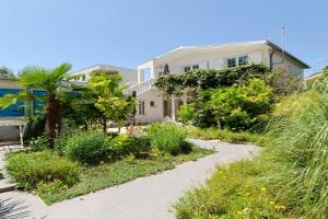 Apartment Family apartments Ina, Vodice