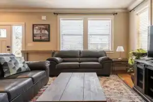 Garfield 2BR - New Build - Foodie-Friendly Stay Guest house, Portland