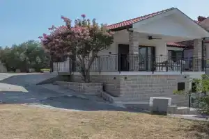 D Star - New Luxury Apartment with Big Balcony Bay View, Risan