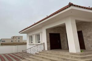 فيلا اتين خمس غرف وصالة Villa, Salalah