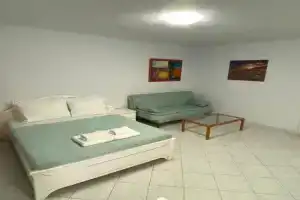 Relax in Apartments, Loutraki