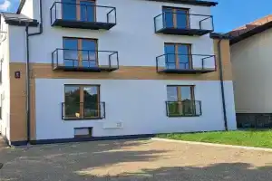 Niwy8Rooms, Oswiecim