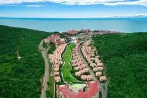 Apartment 300m from private beach Villa ROMANA Royal Castle, Elenite