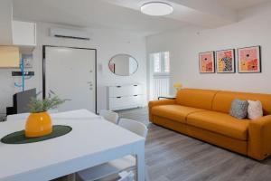 Italian Experience- Aselli Home Apartments, Pavia