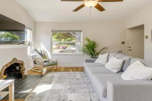 Walk to Dtwn and SJSU Charming and Cozy Gem! Guest house, San Jose