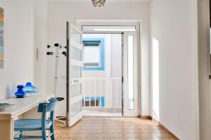 Cosentino apartment, Reitani