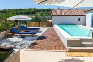 Island home Servantesa Villa, Prvic Luka