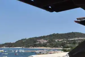 Menis Apartment, Ouranoupoli