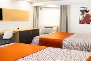 Hôtel-Motel & Suites Idéal Montréal, Montreal