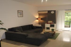 Varkiza Beach Entire Apartment, Vari