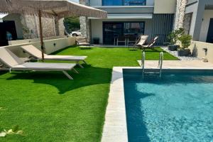 Trinity Pool Villas GOLD, Iraklitsa