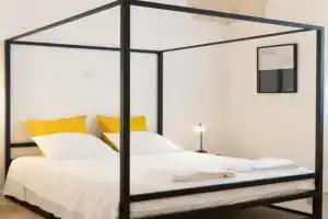 Josef Room b&b, Pulsano