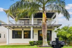 Downtown Compound-Pet Friendly-Groups-Close to Beach Guest house, Sarasota