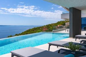 NEW! Villa Angelus – Your Luxurious Retreat near the Sea, Tice