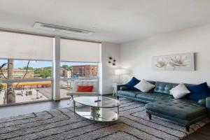 New Modern 1BR Lux City Escape Apartments, Chicago
