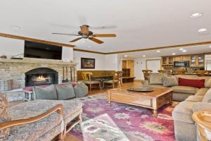 Lodge Tower 187 Two Bedroom Residence, Vail