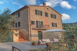 Umbrian Farmhouse Lake and Olive Grove View, Panicale