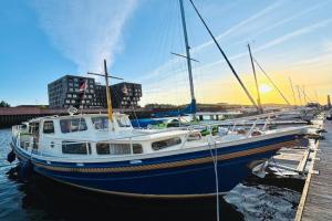 Holländisches Stahlboot Hotel, Bremen