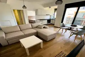 Florida Apartments, Dobra-Voda