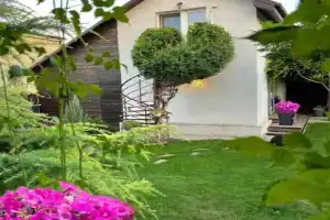 DZEN Garden Apartments, Fontanka