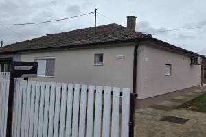 OneDay Apartment, Subotitsa