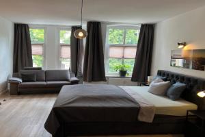 MD-10 Neu Zentrale Große Wohnung 3 Schlafzimmer Top Ausstattung Apartments, Magdeburg