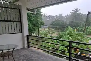 Deli Devi Budget Home Apartments, Srithanu