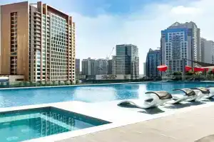 FIRST CLASS 2BR Pool View and near Mall Apartments, Dubai