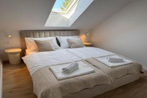 Cherry Hill Loft Apartments, Seliste Dreznicko