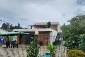 Dava&Davi Apartments, Ureki